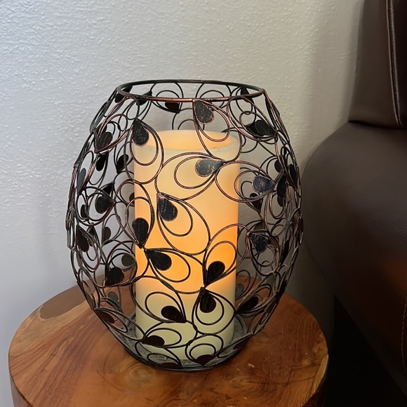 🎉Host Pick🥰💕❤️Beautiful Large Flameless Candle in Metal Basket - Picture 7 of 16